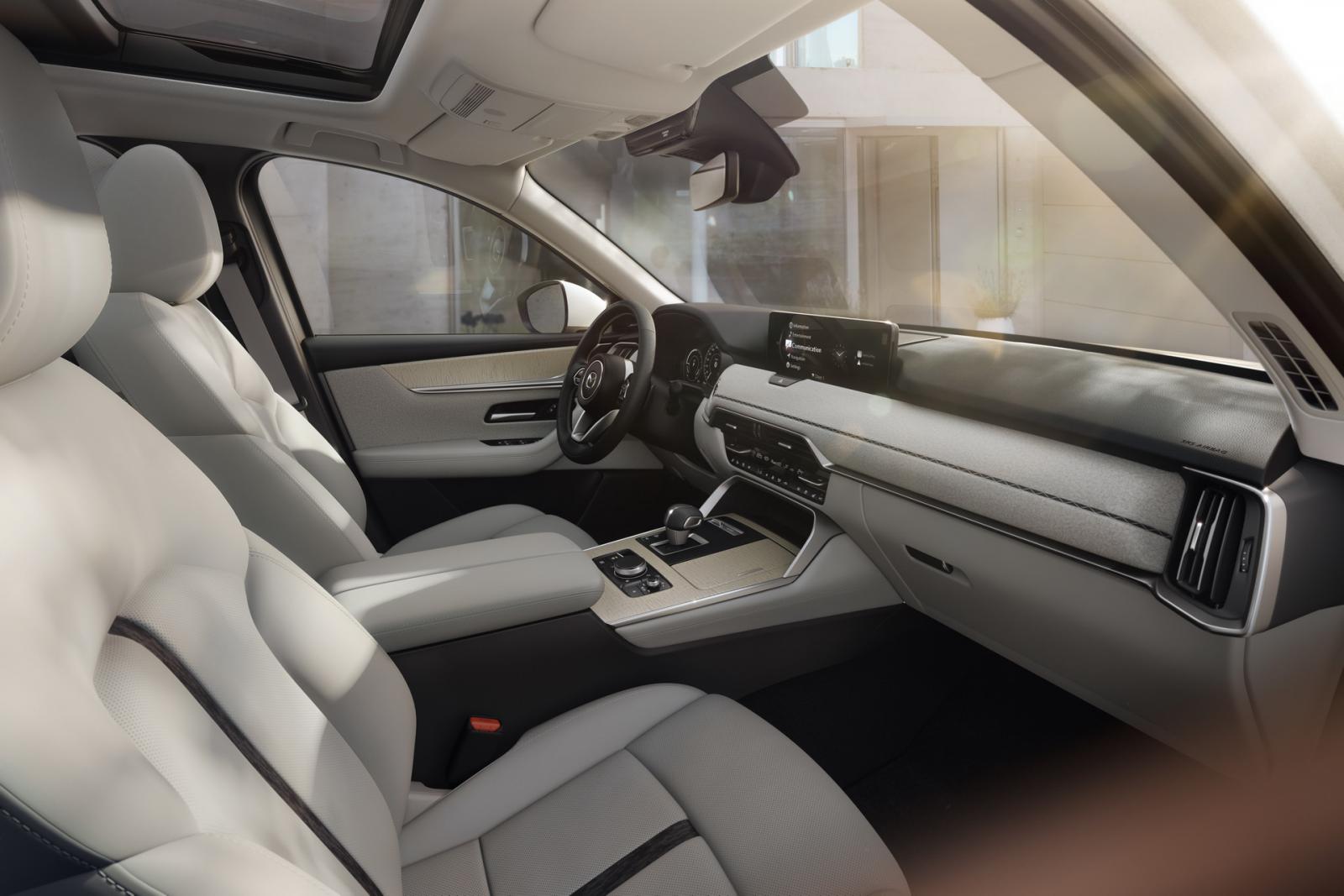 Πρεμιέρα για το νέο Mazda CX-60