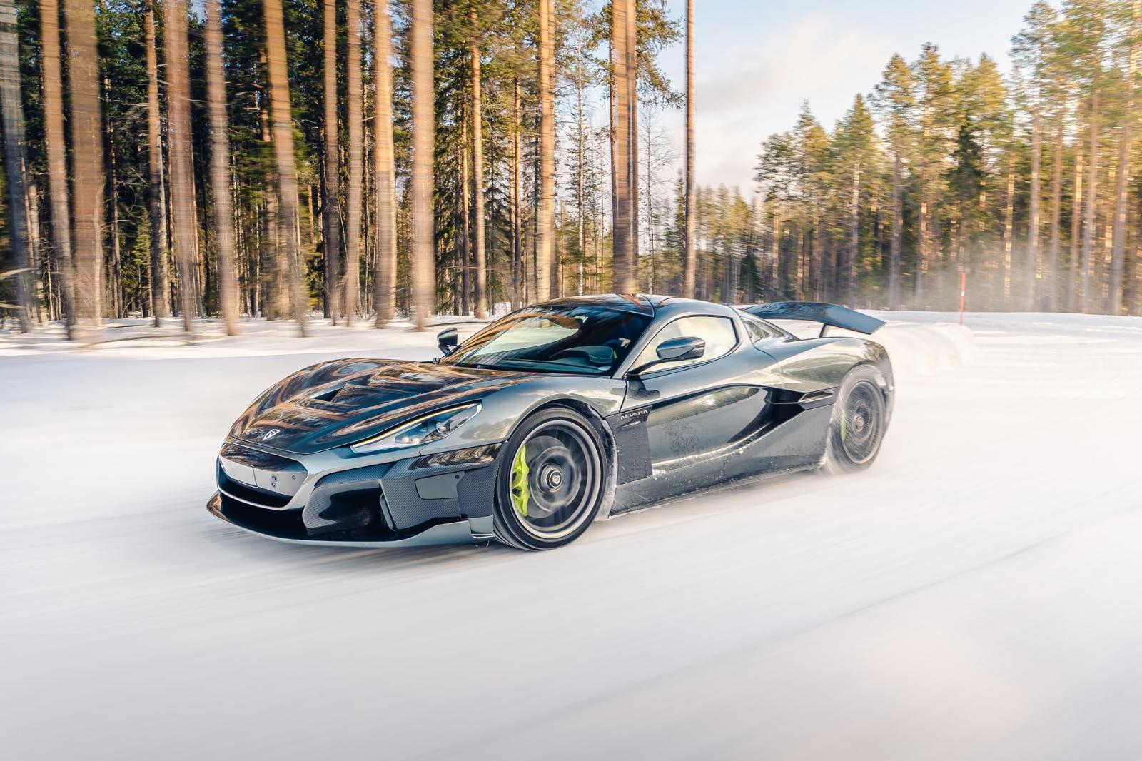 Δοκιμές με χορούς στα χιόνια για το Rimac Nevera των 1.914 PS
