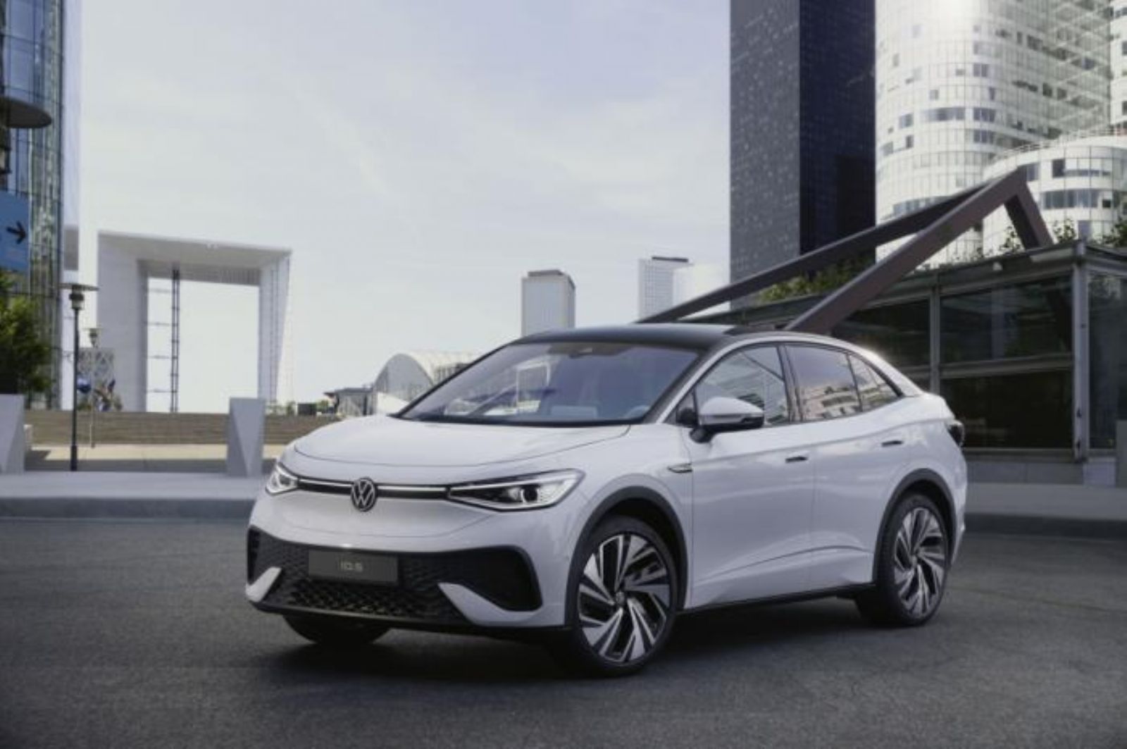 Το νέο Volkswagen ID.5 έφτασε και με έκδοση GTX 