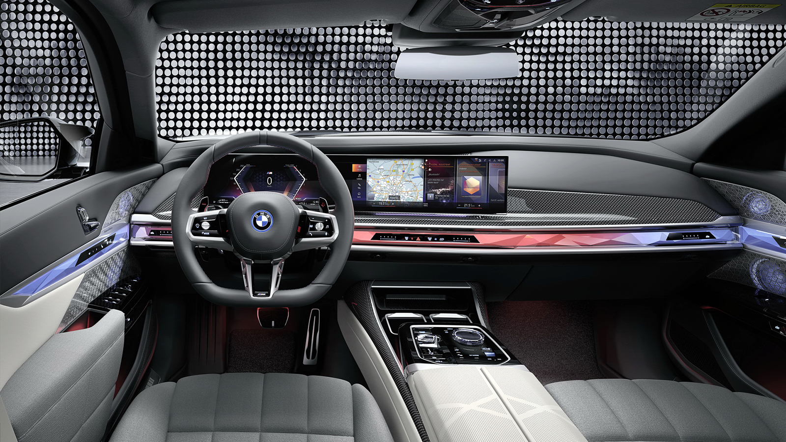 Νέα BMW Σειρά 7: Πλέον και ηλεκτρική και με οθόνη 31,3'' με ανάλυση 8Κ