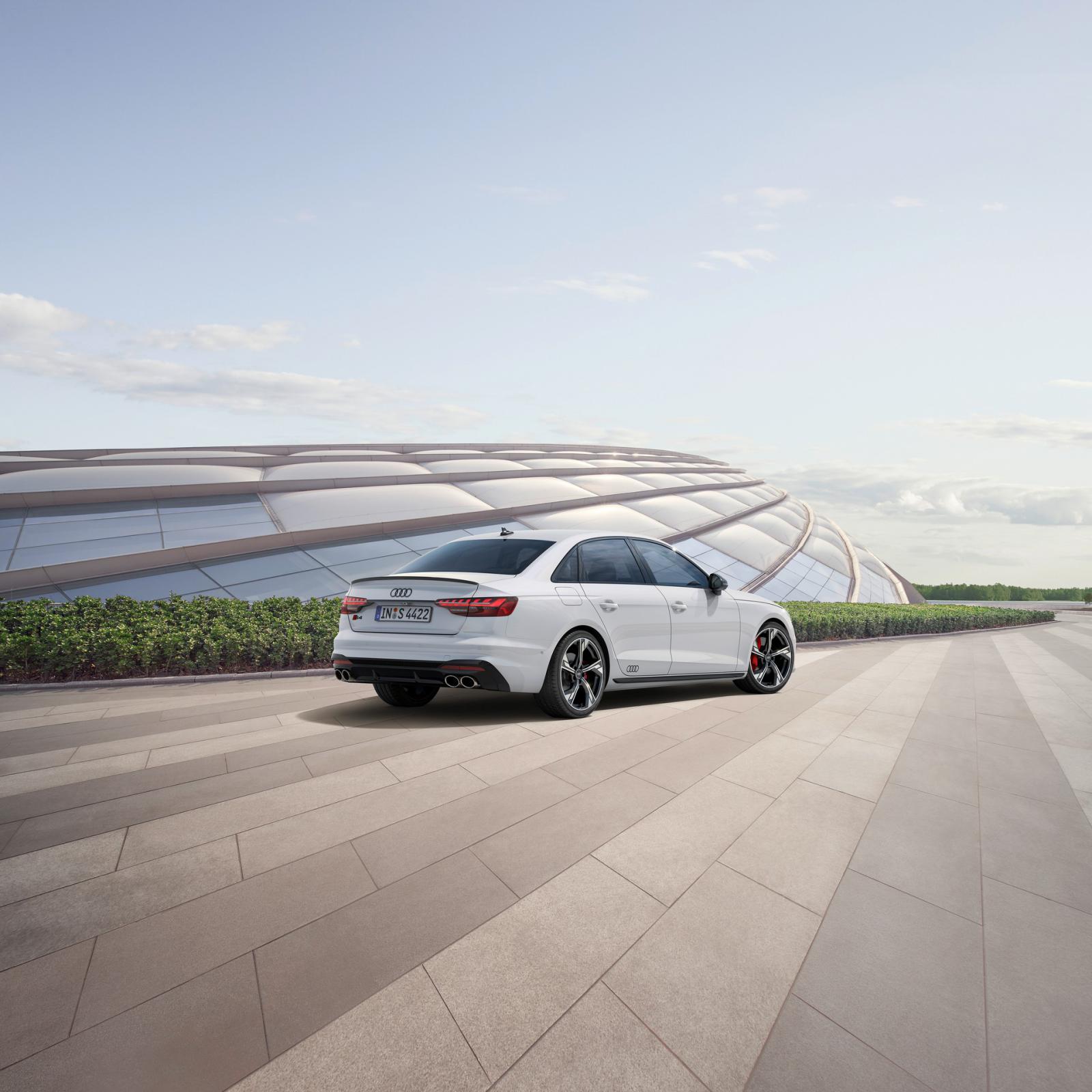 Δύο πακέτα αναβαθμίζουν την εμφάνιση των Audi A4, A5, S4 και S5