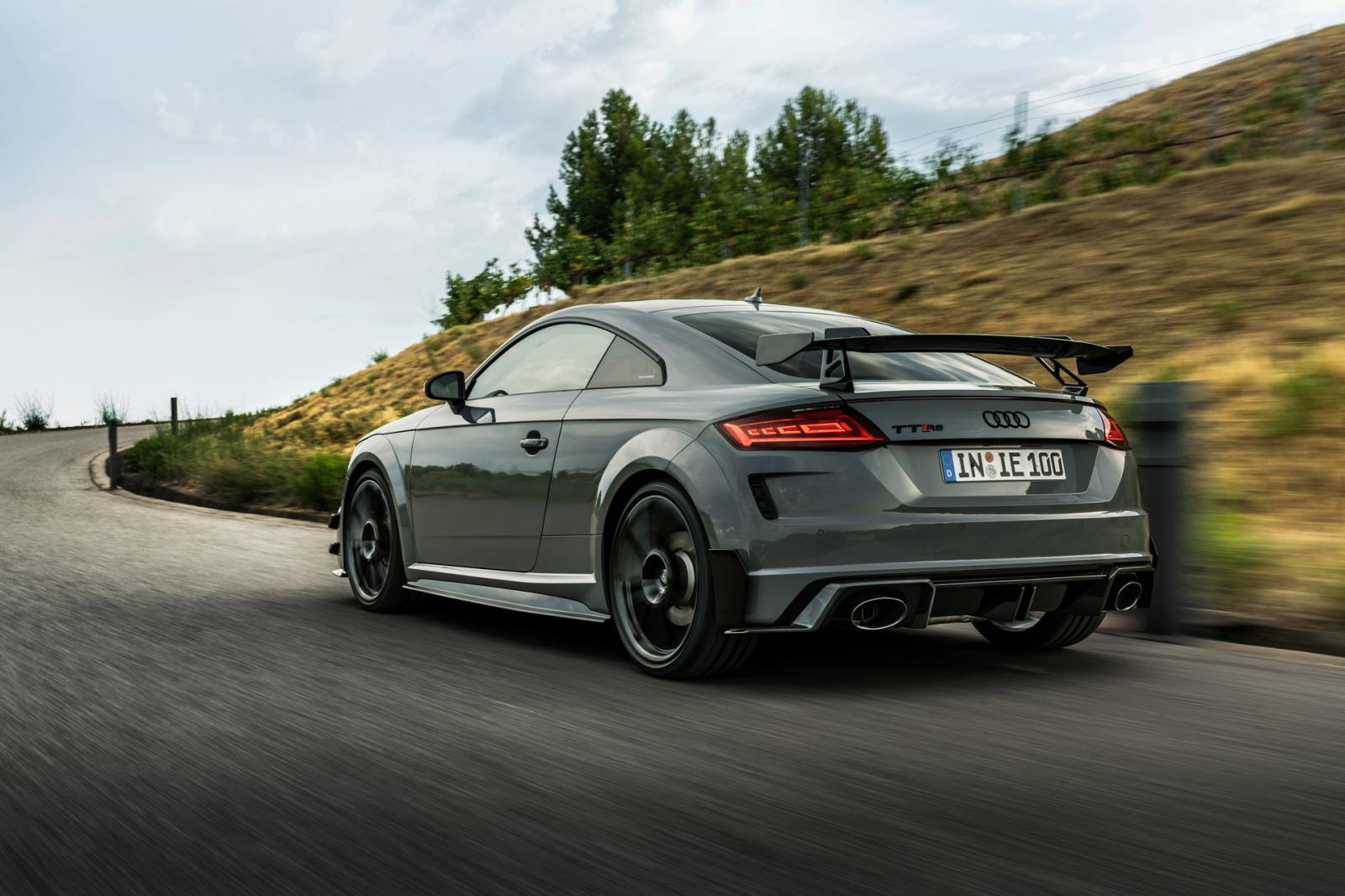 Το Audi TT RS Coupe Iconic Edition γιορτάζει τα 25 χρόνια του ΤΤ