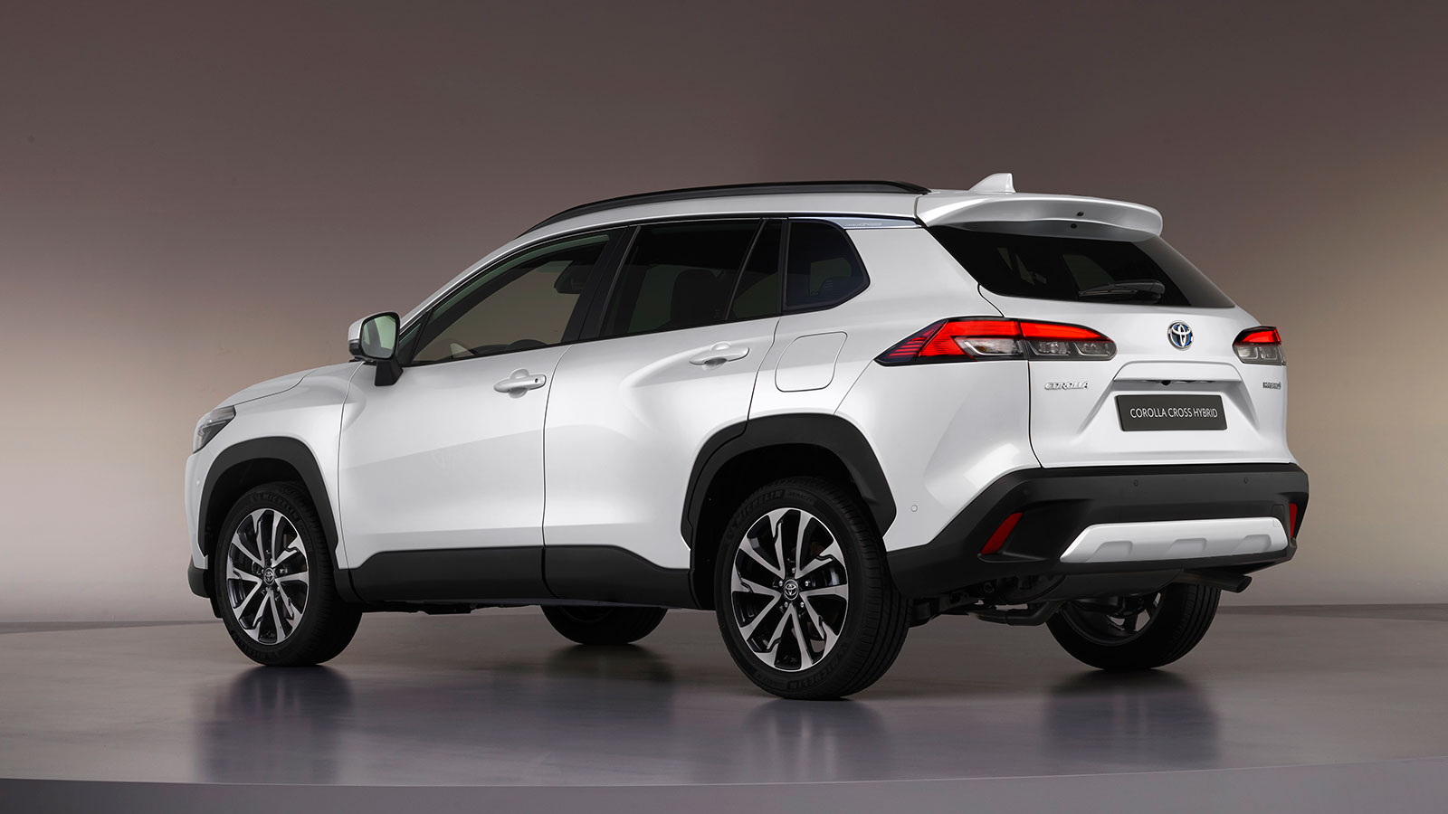 Οι τιμές της νέας Toyota Corolla Cross στην Ελλάδα (+εξοπλισμός)