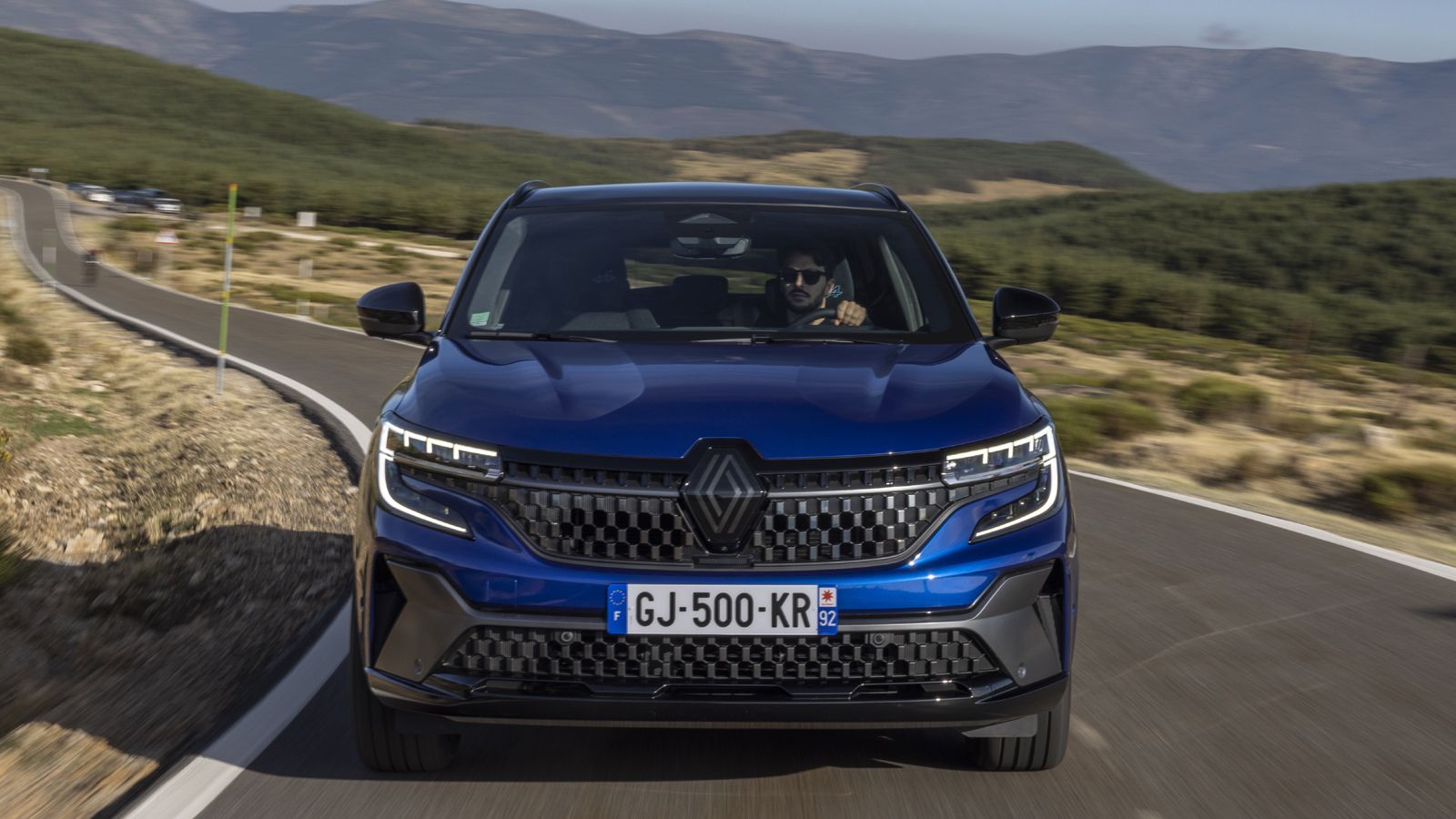 Οδηγούμε το νέο Renault Austral στην Ισπανία