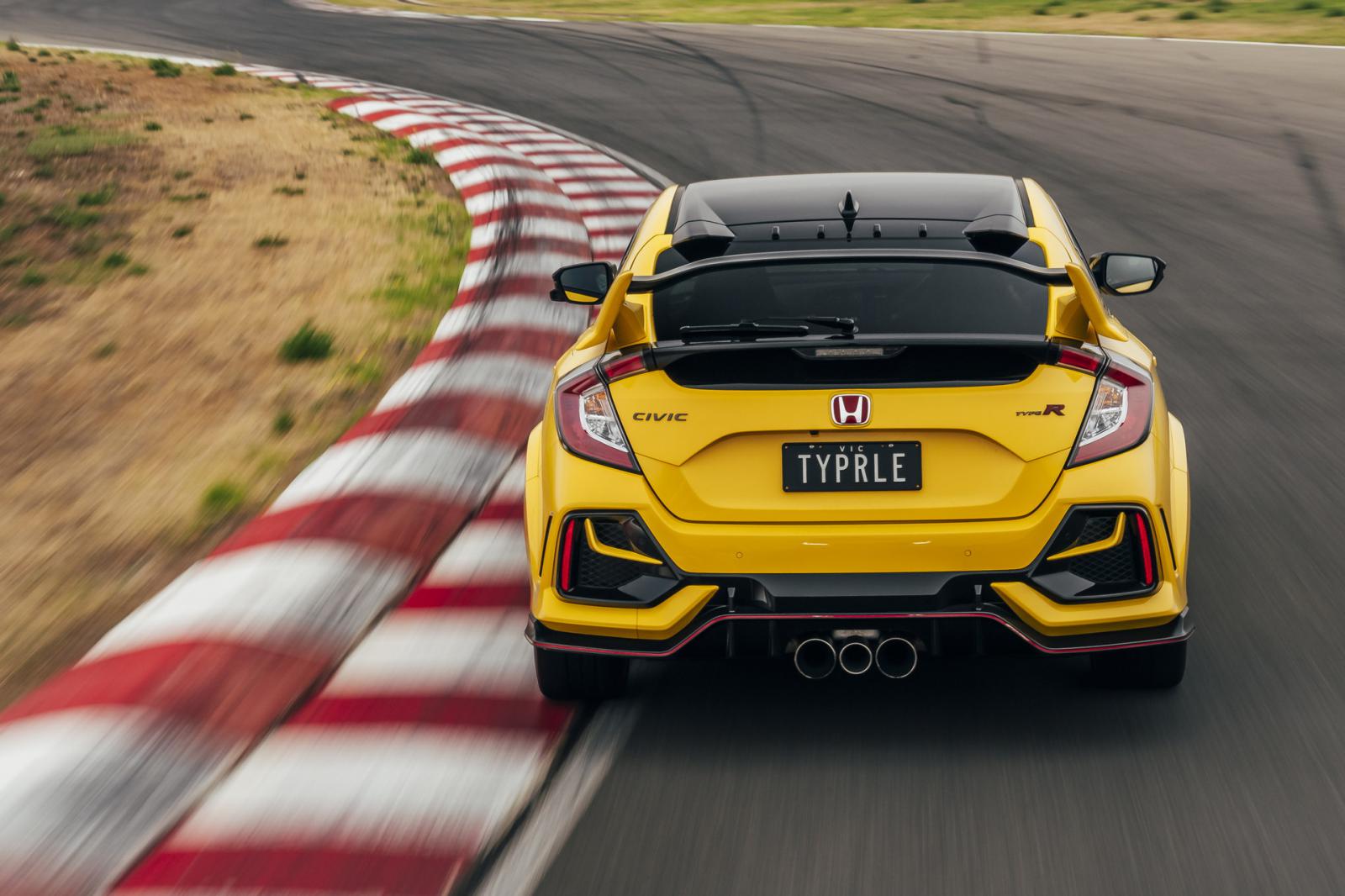 Νέο ρεκόρ από το Honda Civic Type R πριν «συνταξιοδοτηθεί»