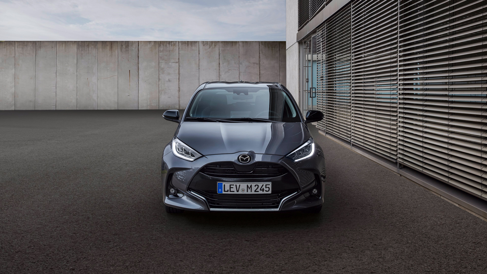 Στην Ελλάδα το νέο Mazda2 Hybrid