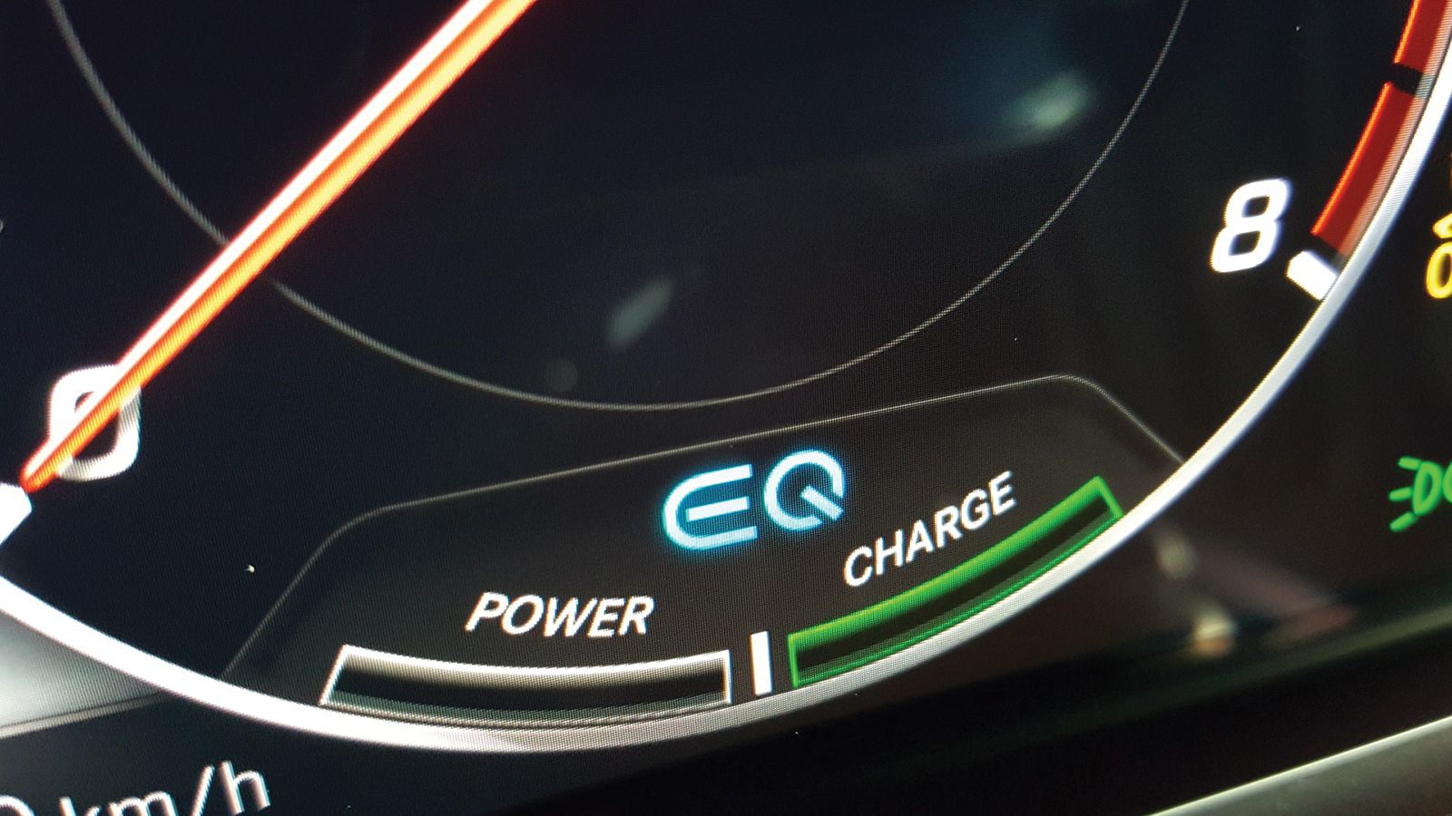 Ένα αυτοκίνητο της κατηγορίας των mild hybrid δεν μπορεί να κινηθεί αμιγώς ηλεκτρικά, μιας και ο ηλεκτροκινητήρας δε συνδέεται άμεσα με το σύστημα μετ