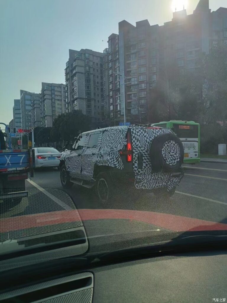 Mengshi M-Terrain: Η «απάντηση» στο ηλεκτρικό Hummer 