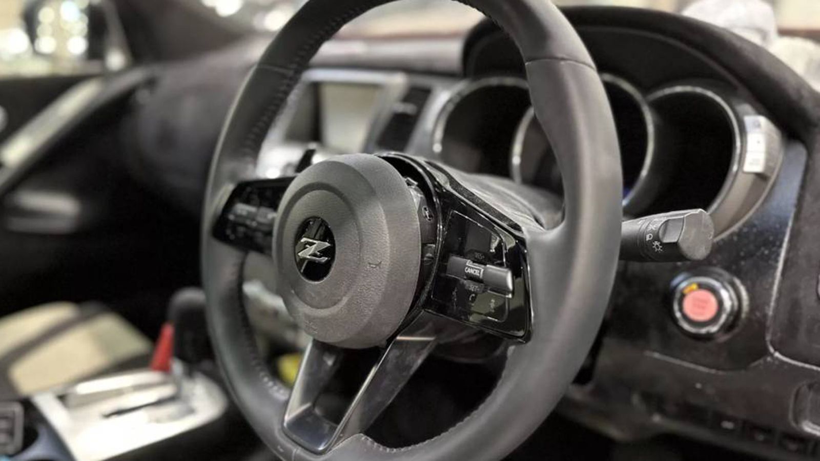 Μεταμόρφωσαν το Nissan Z σε SUV