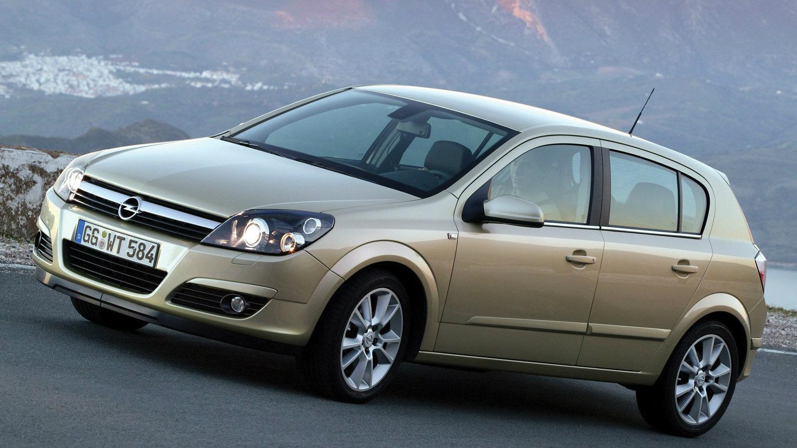 Astra: 33 χρόνια πριν, έκανε ντεμπούτο το αγαπημένο Opel των Ελλήνων