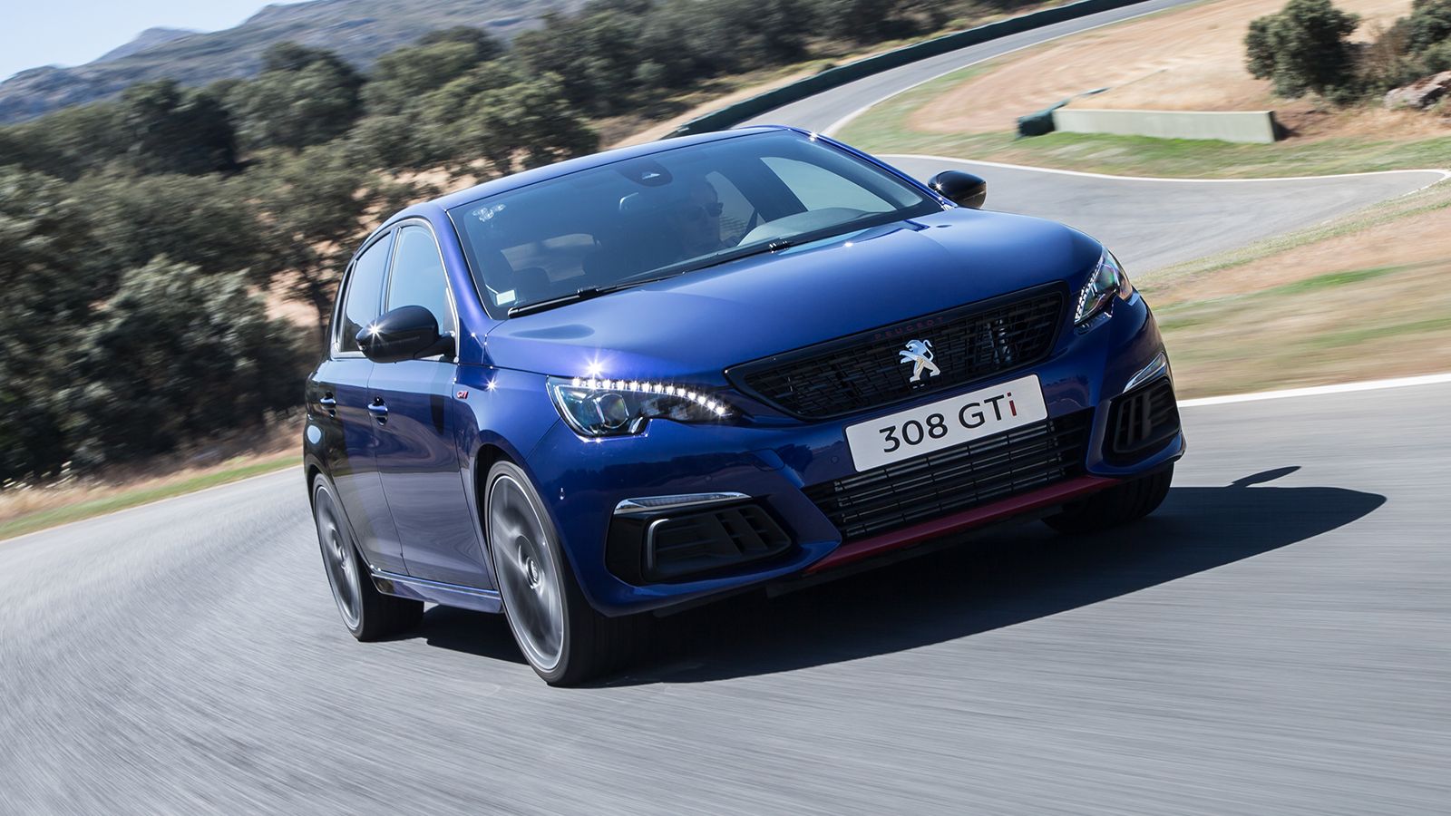 Βουτιά στην ιστορία: Από το 301 στο νέο Peugeot 308