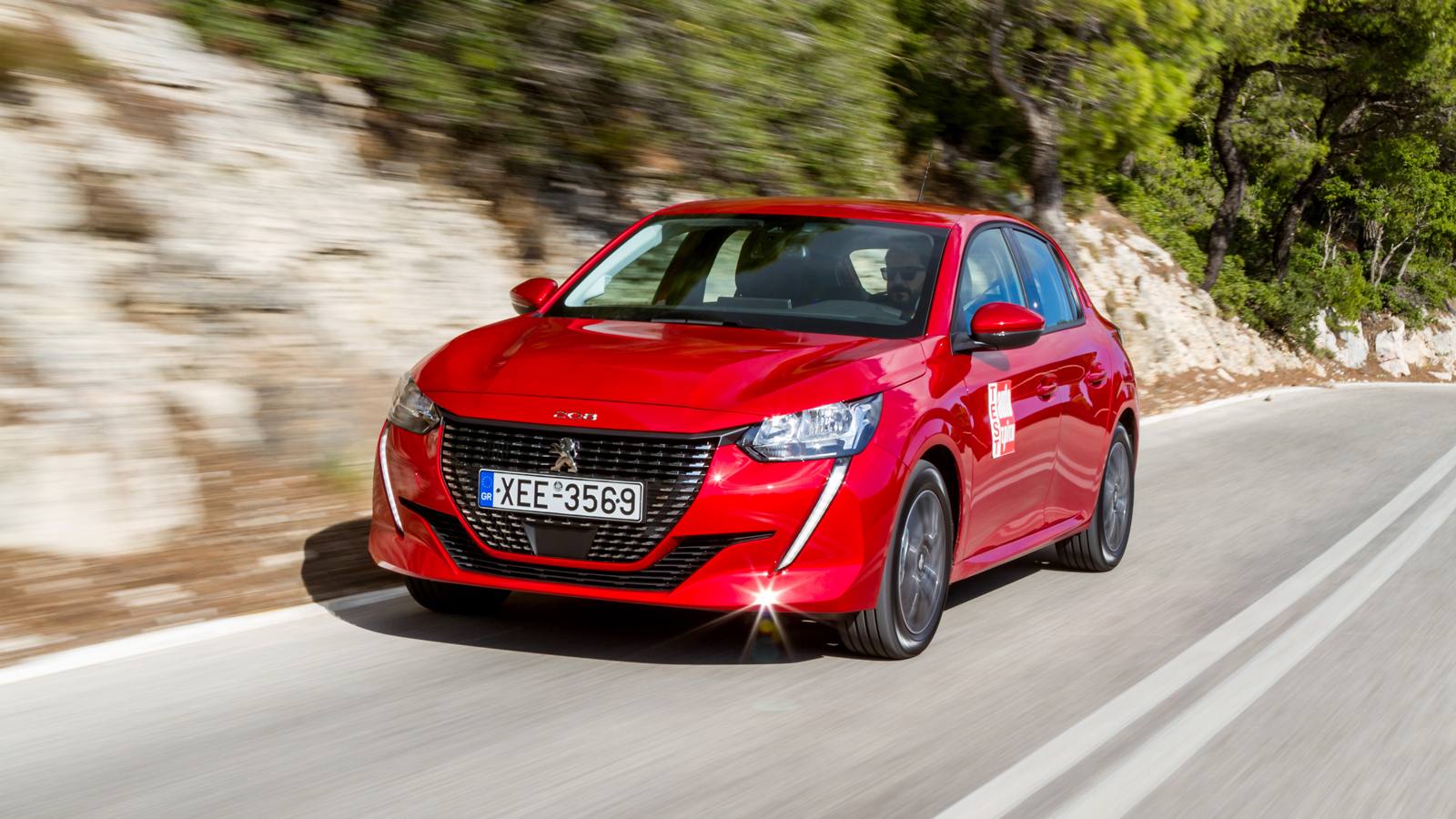 Η ποιότητα κύλισης είναι ιδιαίτερα προσεγμένη και υψηλού επιπέδου θυμίζοντας premium κατασκευές μεγαλύτερων κατηγοριών, με τις όποιες ανωμαλίες να απο