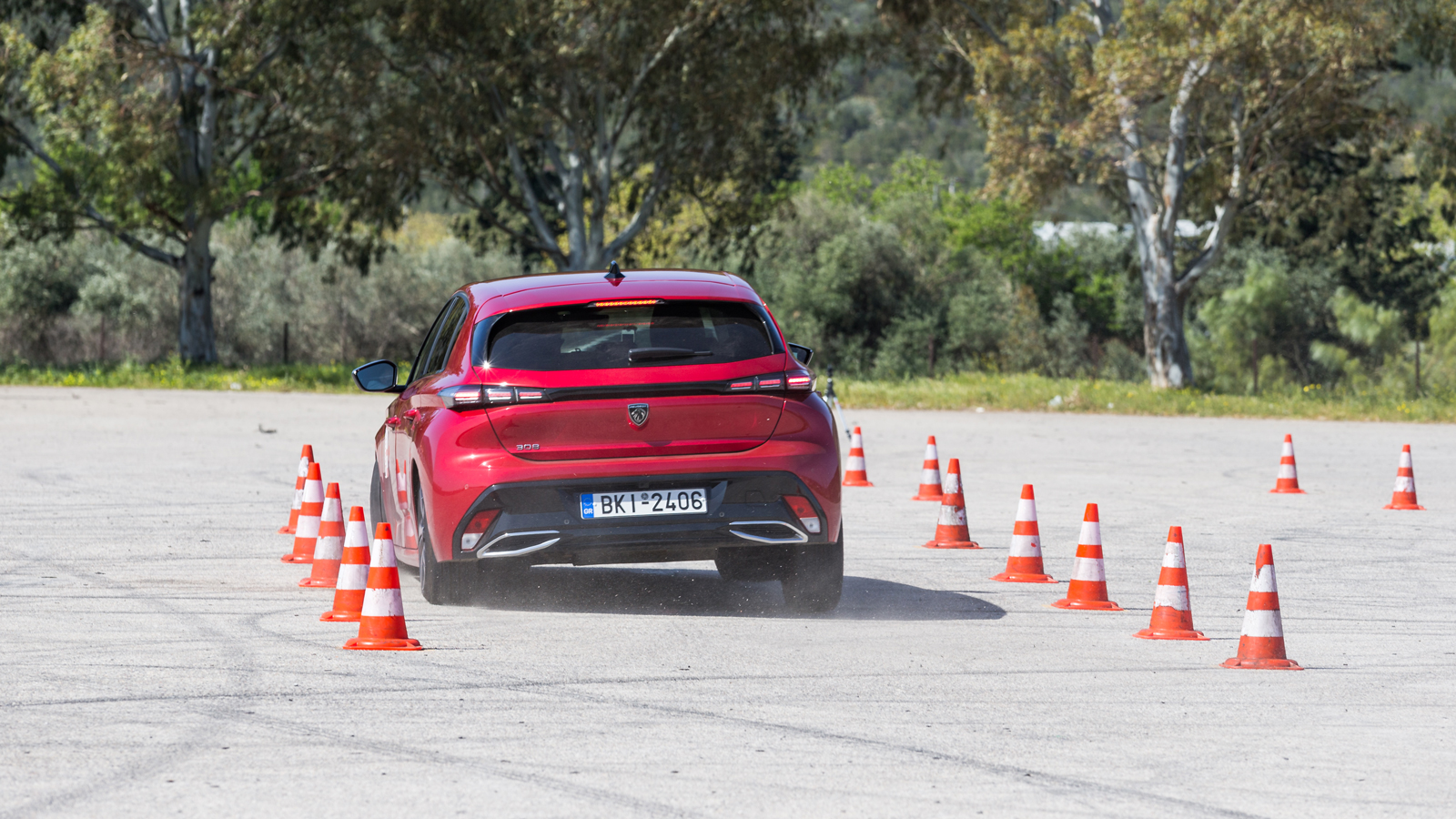 Δοκιμή αποφυγής κινδύνου στο νέο Peugeot 308: Νέο ρεκόρ στα οικογενειακά!
