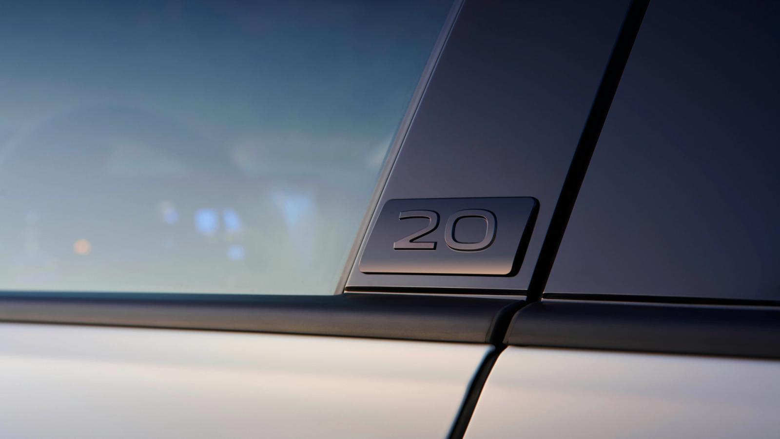 Νέο VW Golf R «20 Years»: To ισχυρότερο Golf στην ιστορία με 333 PS