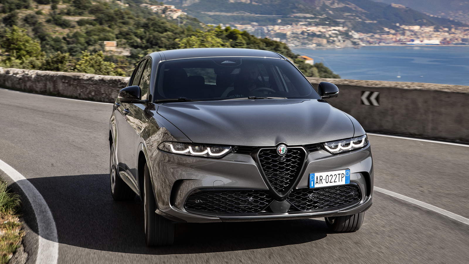 Ντεμπούτο για την Plug-in υβριδική Alfa Romeo Tonale 