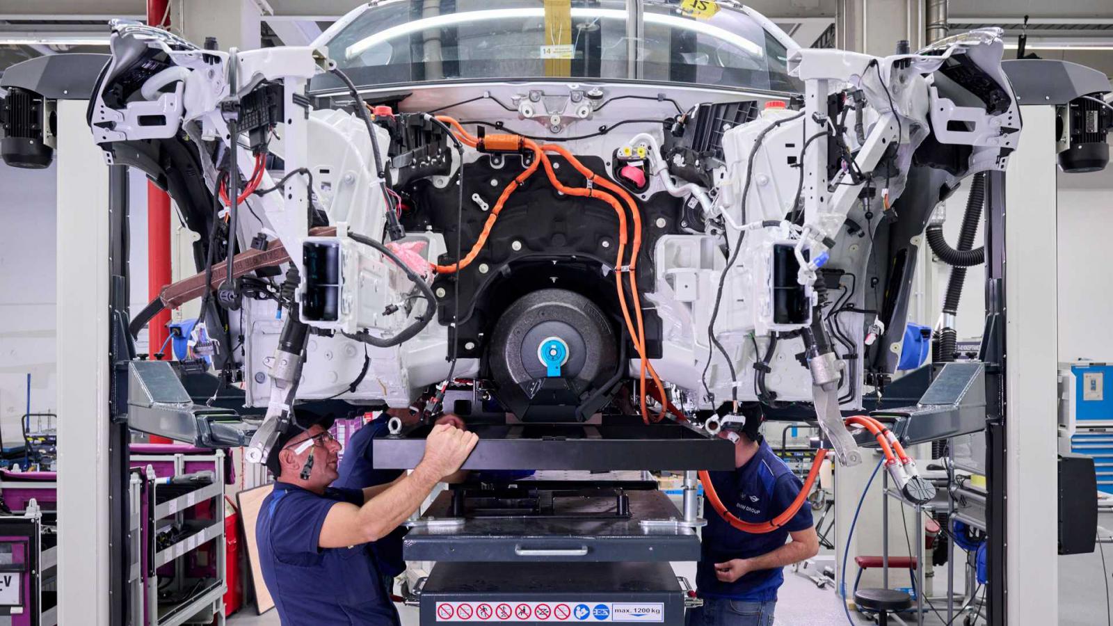 Ξεκίνησε η παραγωγή της υδρογονοκίνητης BMW iX5