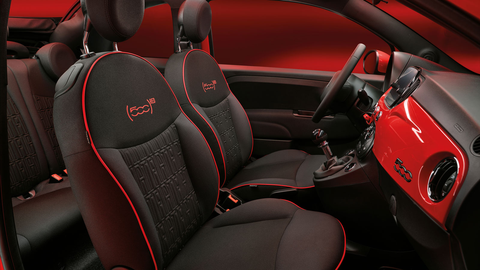 Νέες τιμές & όφελος έως 1.400 ευρώ για τα Fiat 500 & Panda hybrid