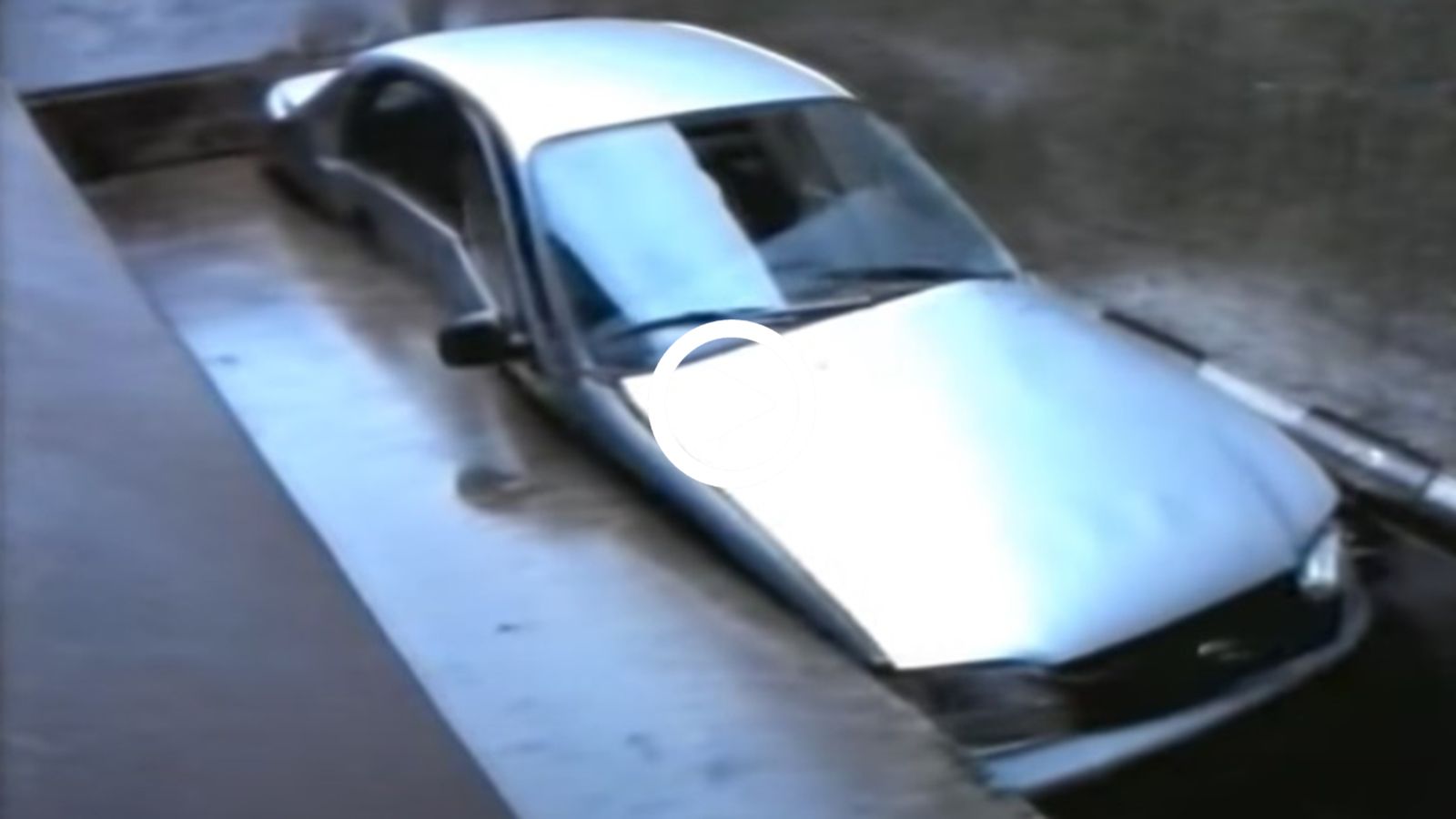 H διαφήμιση της Toyota για το Carina που άφησε εποχή