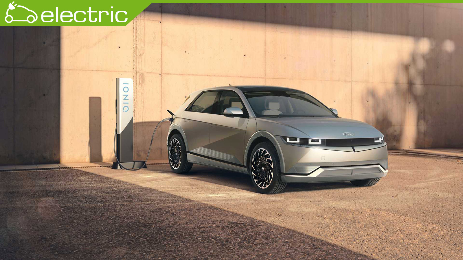 Το ολοκαίνουργιο αμιγώς ηλεκτρικό Ioniq 5 της Hyundai προσφέρει αυτονομία 470-480 χιλιομέτρων, ξεχωρίζοντας για τοευρύχωρο εσωτερικό, τη δυνατότητα πο