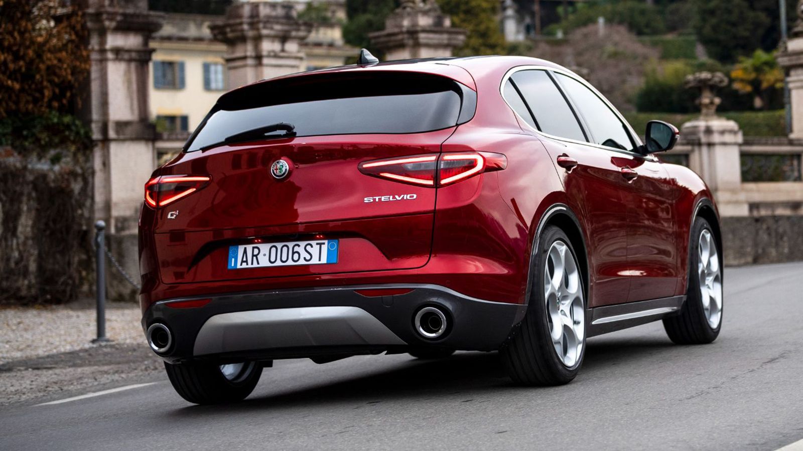 Alfa Romeo: «Στo στόχαστρό μας η X5, η X6 και η 7άρα της BMW»