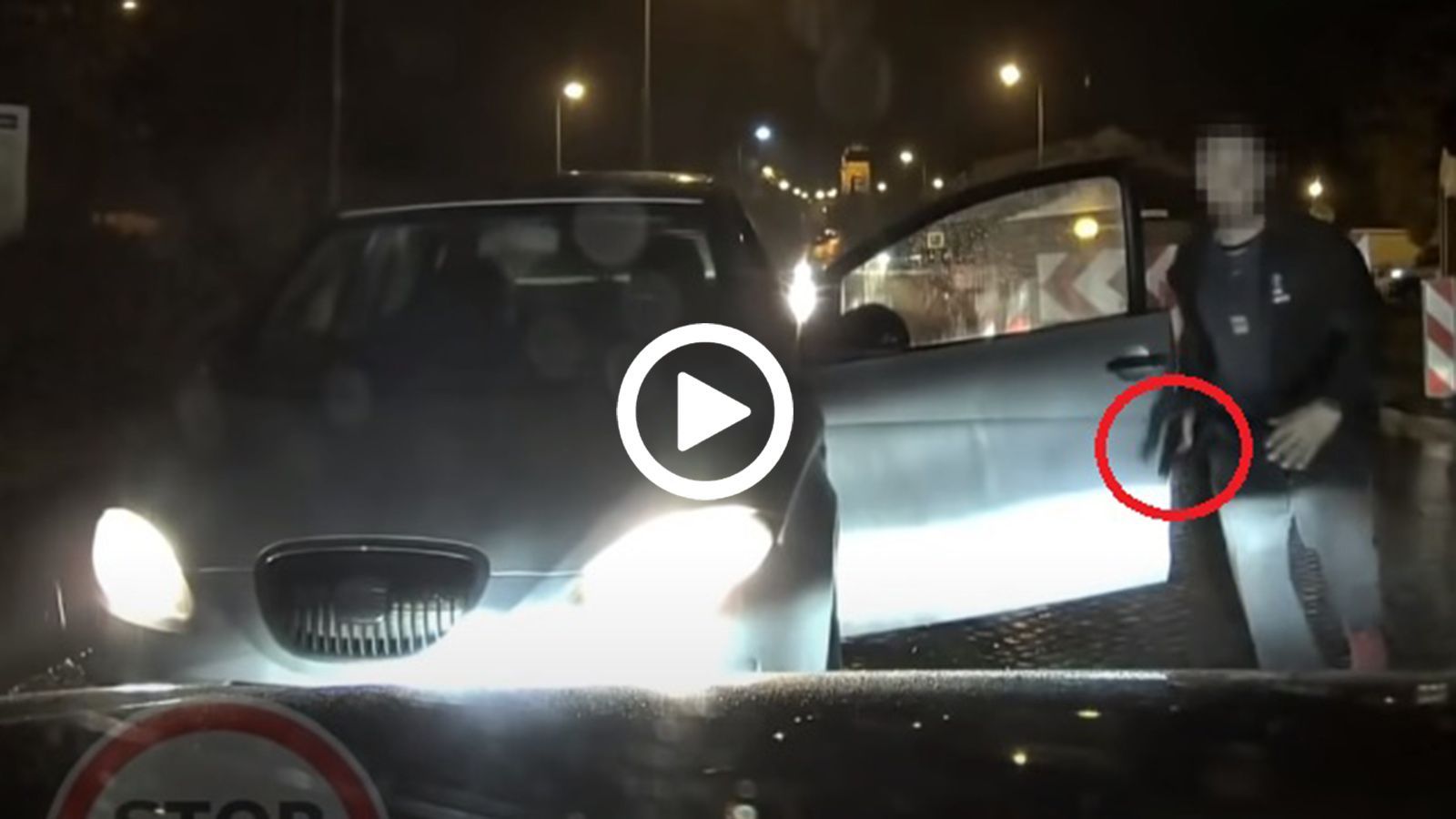 Ή κάνεις όπισθεν ή σε πυροβολώ στα τρία μέτρα