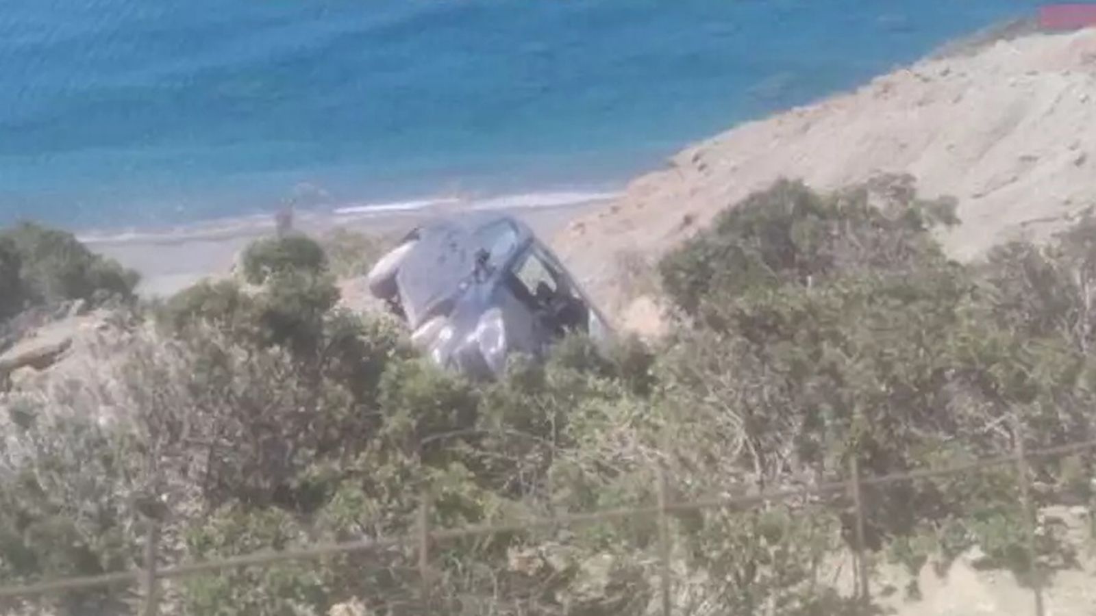 Κρήτη: 69χρονος κρεμόταν ακίνητος στο γκρεμό επί 12 ώρες