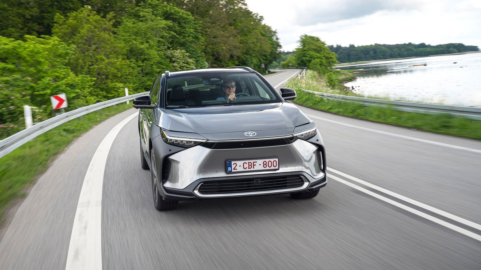 Νέες τιμές για το 1ο ηλεκτρικό Toyota: Από 42.920&euro; το bZ4X στην Ελλάδα