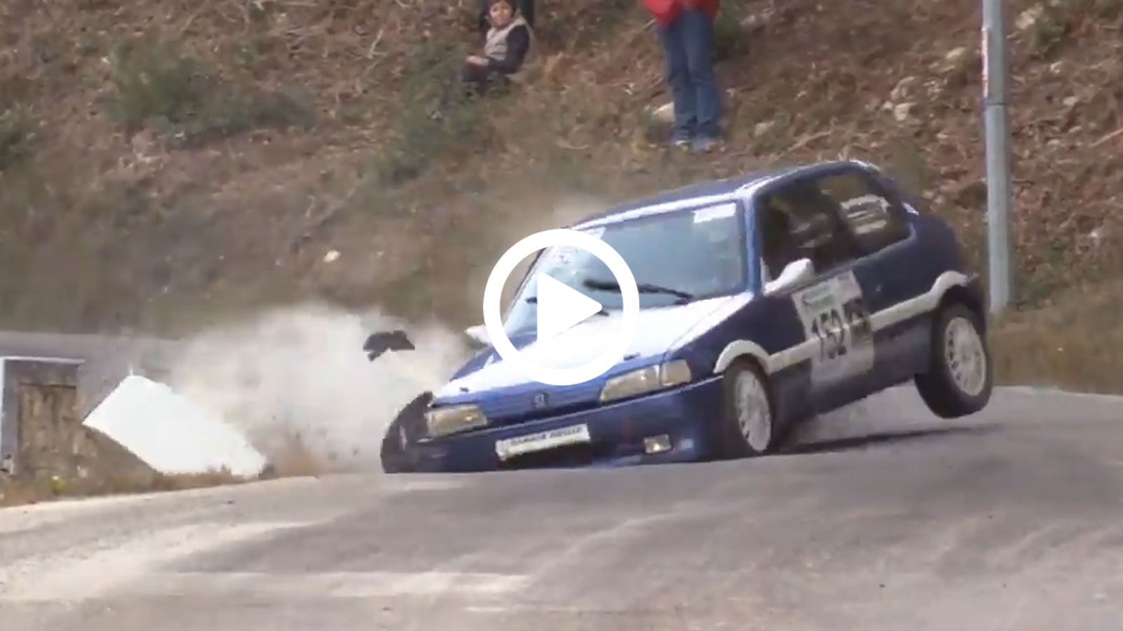 Video: Η στροφή που τα 106 Rallye δεν στρίβουν