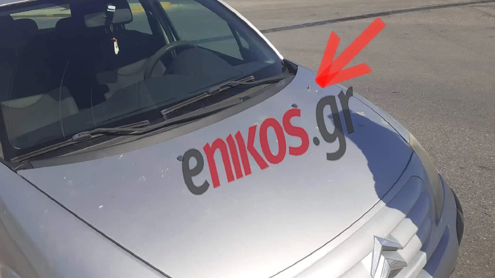 Αδέσποτη σφαίρα στο καπό ενός αυτοκινήτου στα `Ανω Λιόσια