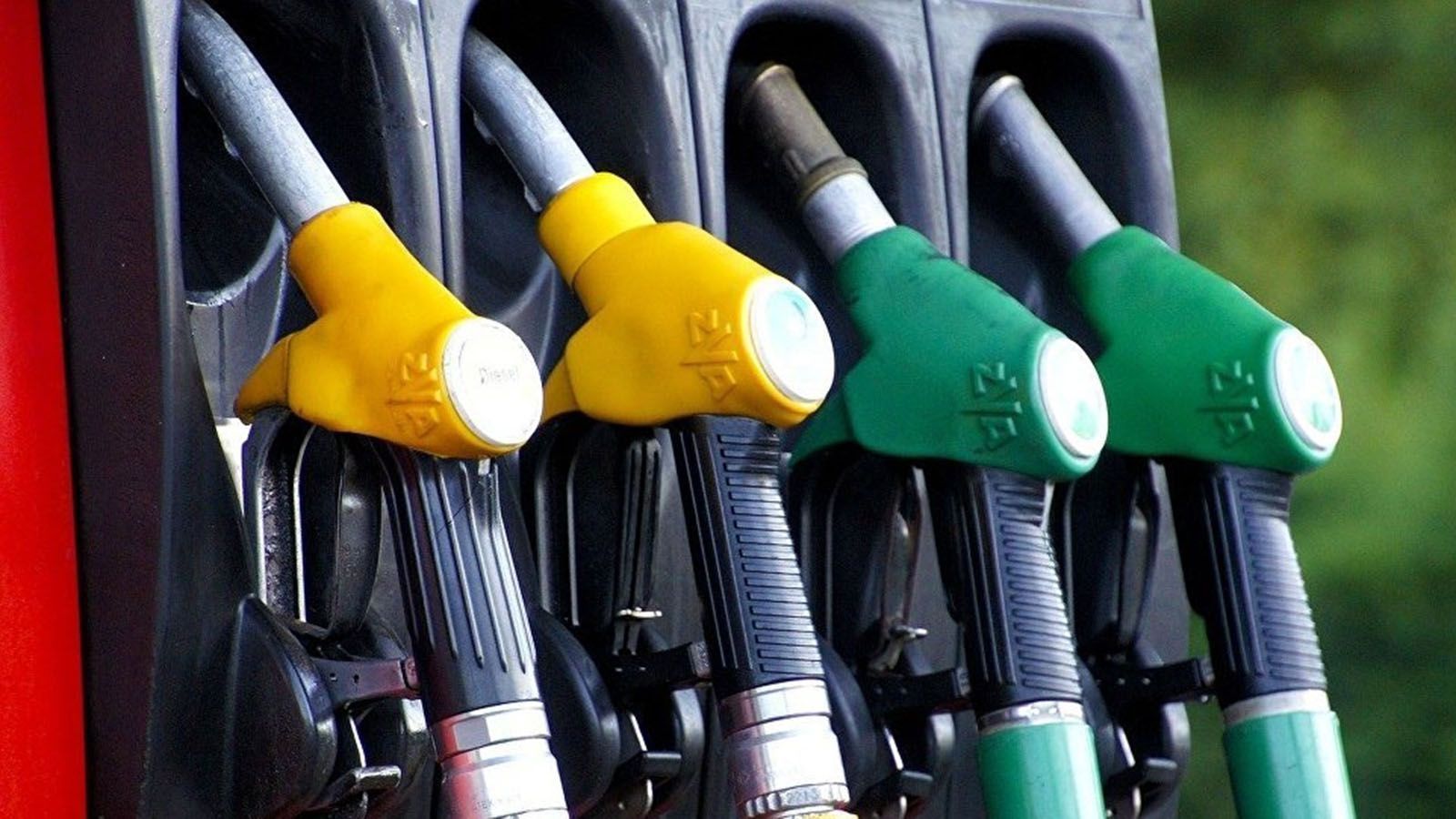 Στα ύψη η τιμή του diesel - Κοντεύει να ξεπεράσει την αμόλυβδη