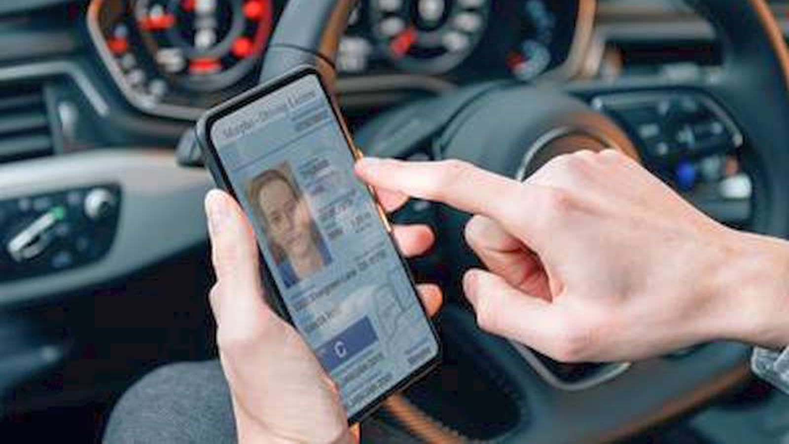 Στο κινητό από τις 27 Ιουλίου η ταυτότητα και το δίπλωμα οδήγησης