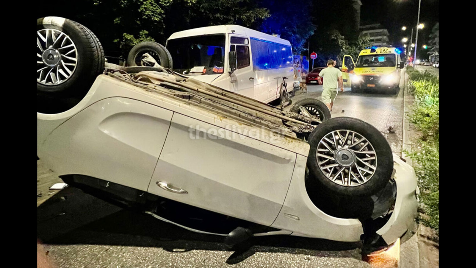 Σοβαρό τροχαίο με κλεμμένο λεωφορείο - Έγινε «καπνός» ο οδηγός