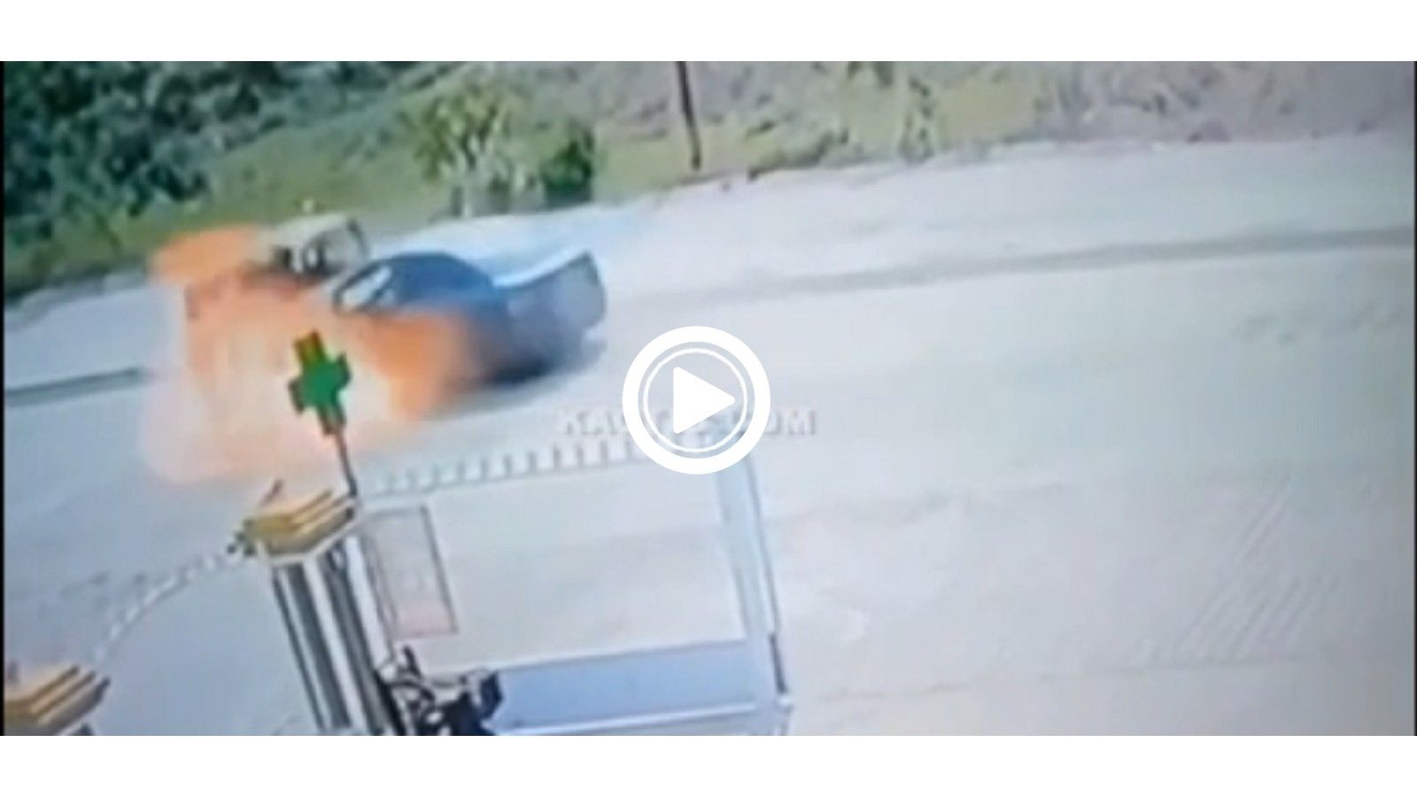 VIDEO: Παίρνει αμέσως φωτιά και λαμπαδιάζει!
