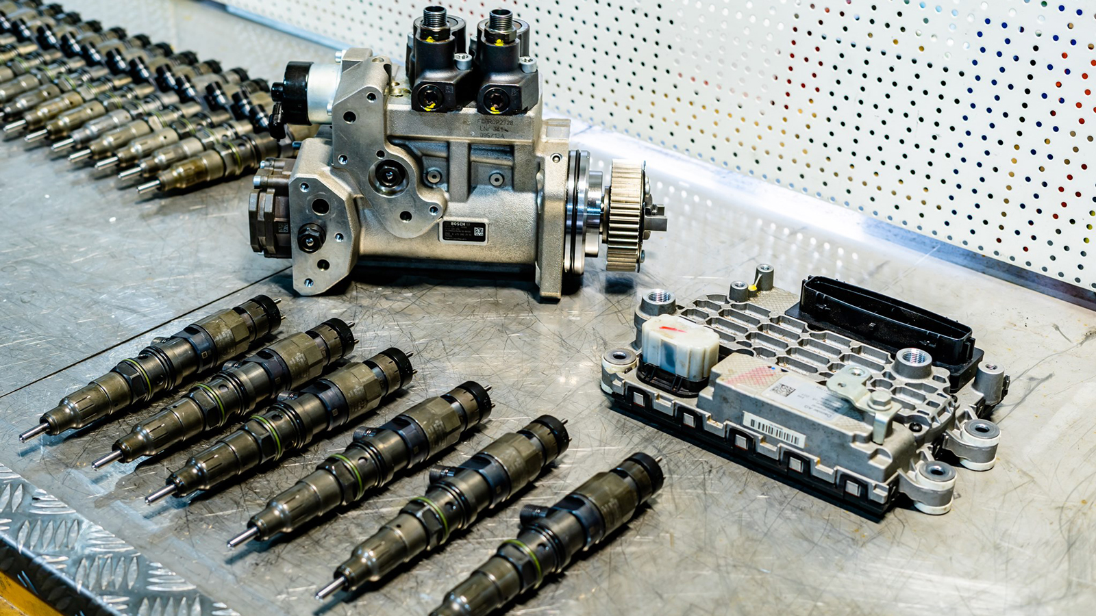 Όσο τα χιλιόμετρα στο κοντέρ ανεβαίνουν, καθώς και η χρησιμοποίηση πετρελαίου κακής ποιότητας επιφέρουν μεγάλες φθορές σε σημαντικά εξαρτήματα των πετ