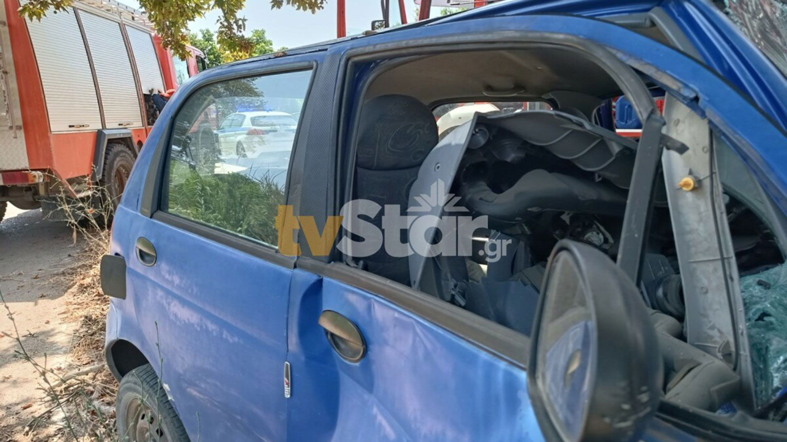 Daewoo Matiz «καρφώθηκε» σε δέντρο - Νεκρός ο 19χρονος οδηγός