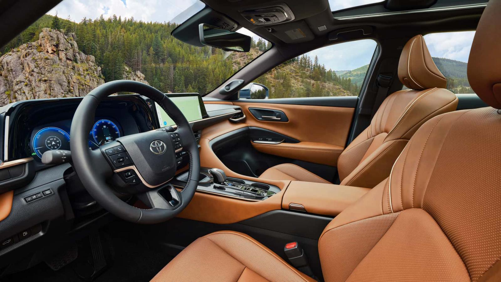 Toyota Crown Signia: Υβριδικό SUV με 246 άλογα και τετρακίνηση