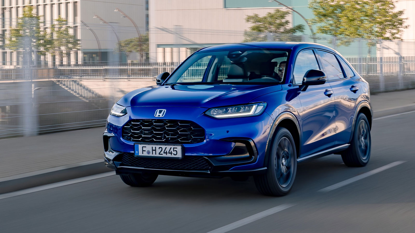 Νέο ZR-V: Υβριδικό SUV από τη Honda με 184 PS που στοχεύει τα premium