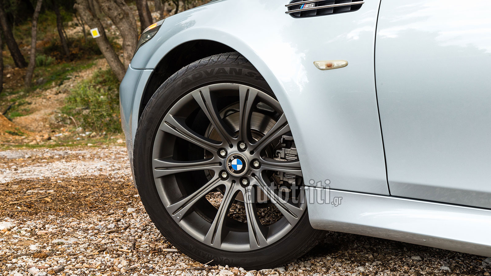 Αυτή είναι η ελληνική BMW M5 νεκροφόρα που έγινε viral παγκοσμίως!