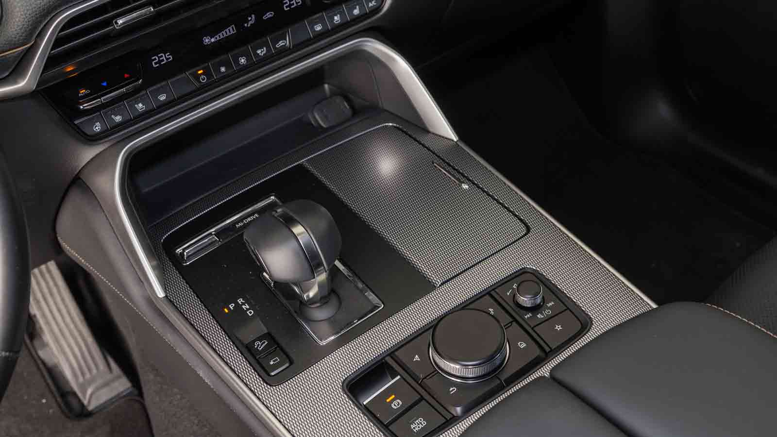 Οι στροφές του μοτέρ ανεβαίνουν με μοναδική ευκολία, ο ήχος είναι εξαιρετικός, η λειτουργία του μεταξένια και οι επιδόσεις εξαιρετικές. Η κατανάλωση δ