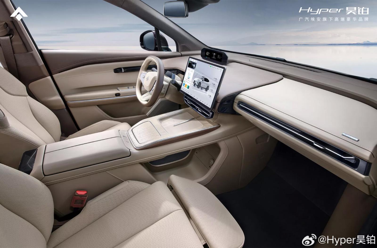 Το GAC Aion Hyper HT έχει καμπίνα για... ξάπλες 