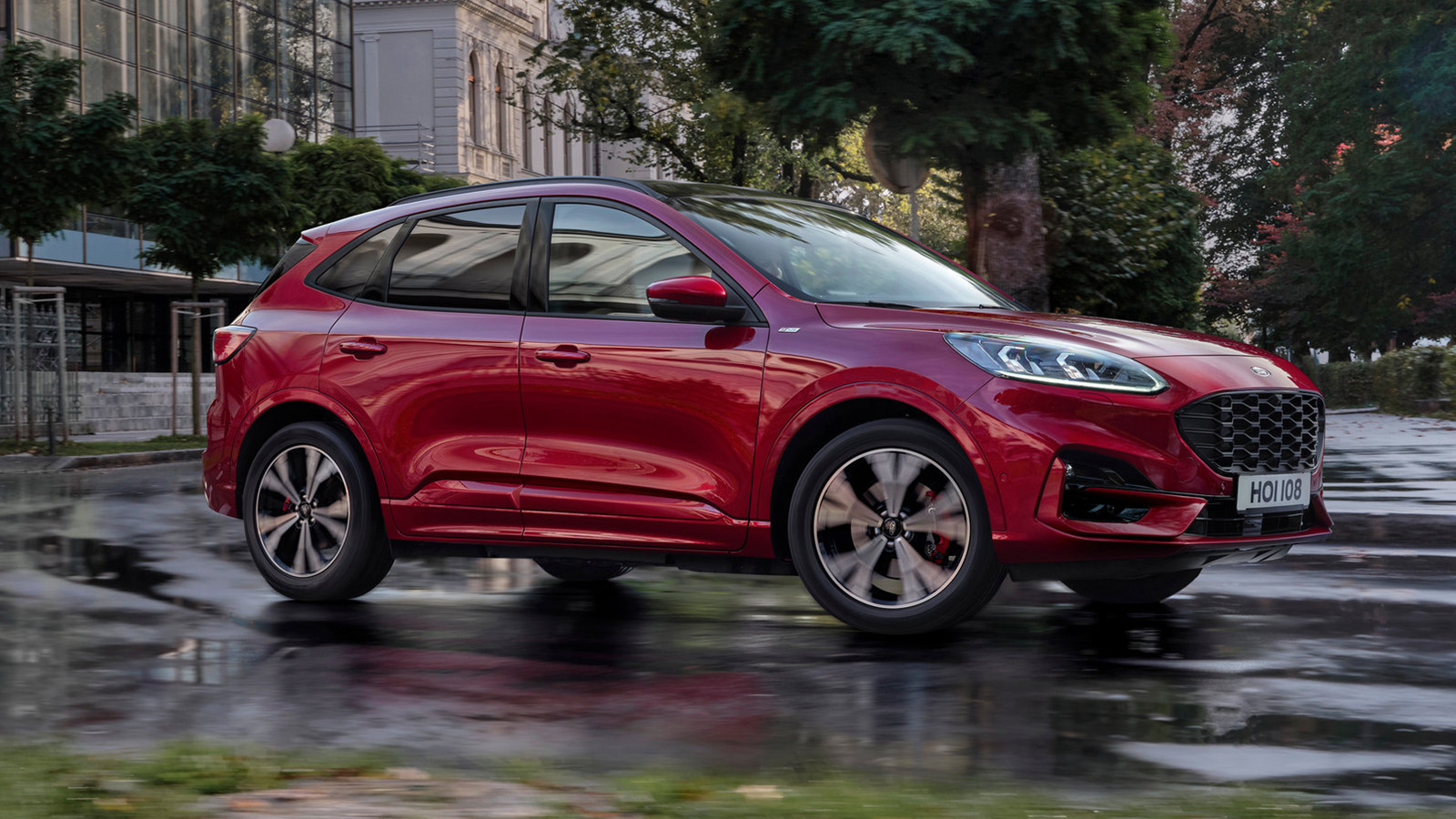 Διαθέσιμο για leasing με 329 ευρώ/μήνα το Plug-in υβριδικό Ford Kuga