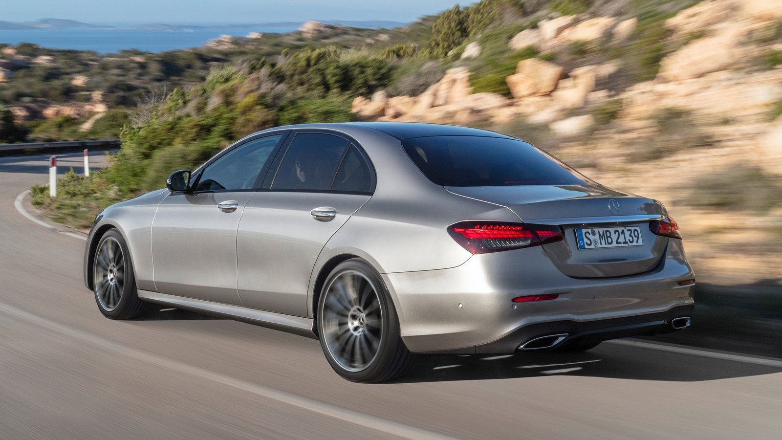Mercedes E-Class: Πόσο άλλαξε στη νέα της γενιά; 