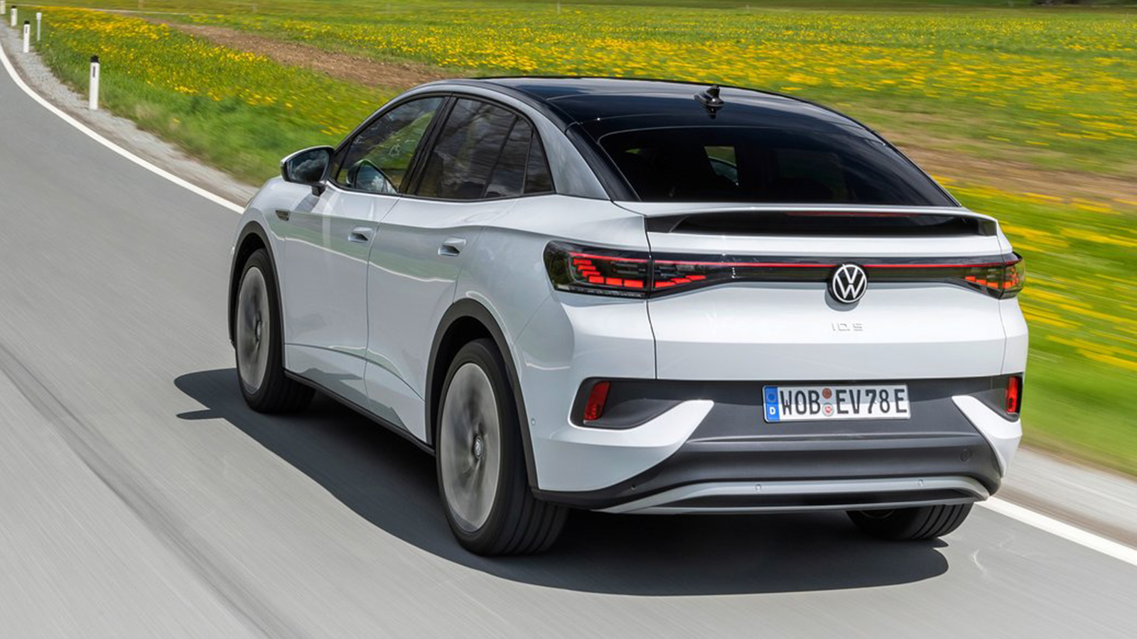 Το ID.5 ουσιαστικά αποτελεί την κουπέ έκδοση του υπάρχοντας ID.4 γι΄ αυτό και η μοναδική διαφορά ανάμεσα στα δύο μοντέλα είναι η σχεδιαστική γραμμή τη