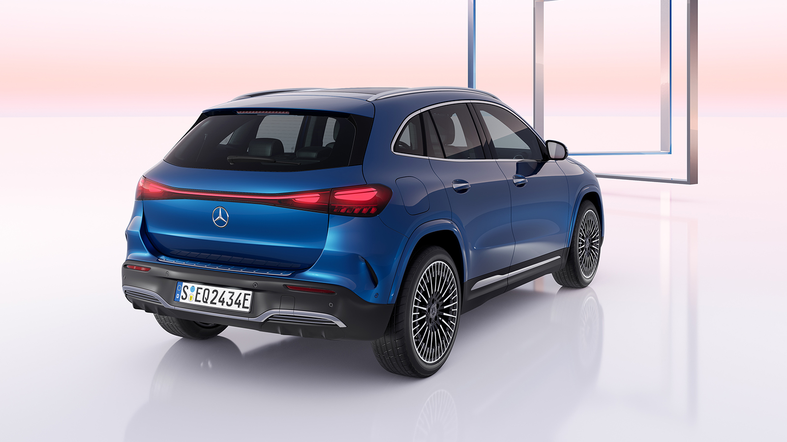 Επίσημο: Οι ανανεωμένες Mercedes EQA και EQB