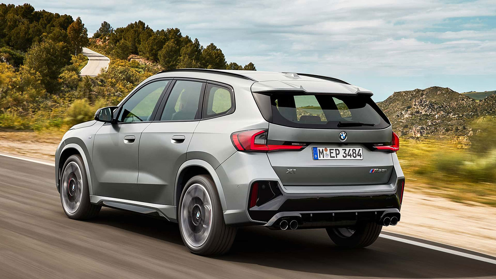 Πρεμιέρα με 300 ίππους και νέο infotainment για την BMW X1 M35i xDrive