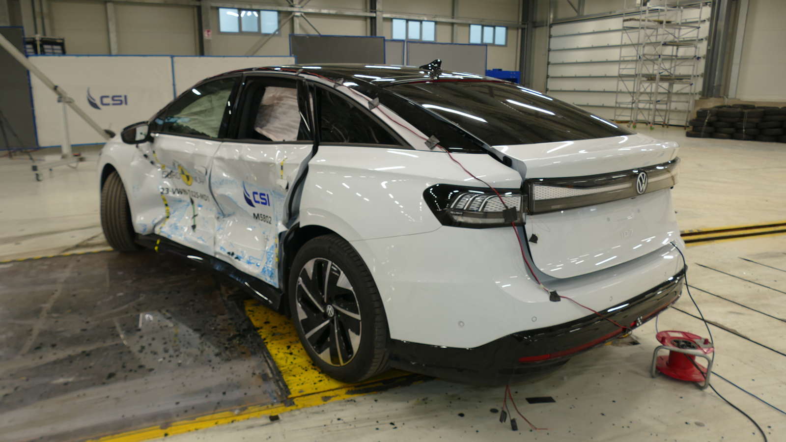 Το Volkswagen ID.7 σημείωσε εξαιρετική συνολική απόδοση στην ασφάλεια συγκρούσεων με βαθμολογία 95% και συγκέντρωσε 24/24 βαθμούς στην προστασία των π