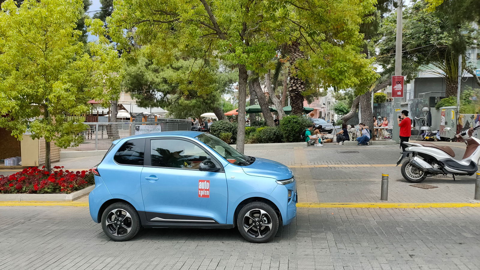 Ο ηλεκτροκινητήρας των 15 kW εξασφαλίζει επιτάχυνση 3 δλ. από το 0-60 χλμ./ώρα, με τη δοκιμή μας δοκιμή να «λέει» 106 χλμ. τελικής (90 αναφέρει η εται