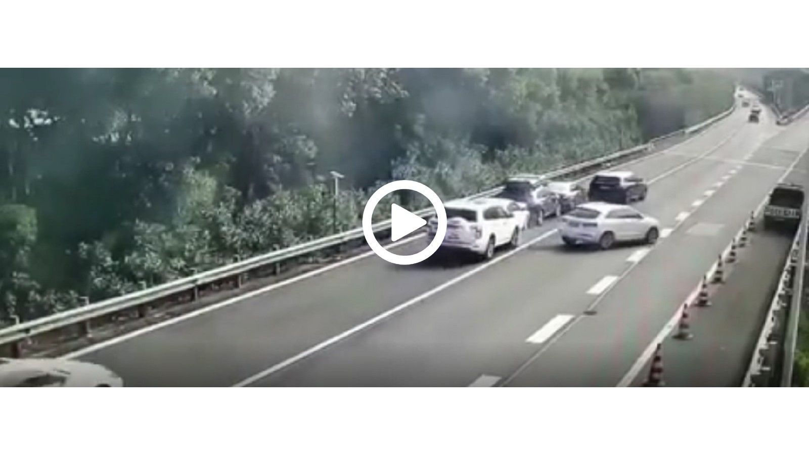 VIDEO: Καραμπόλα από το πουθενά!