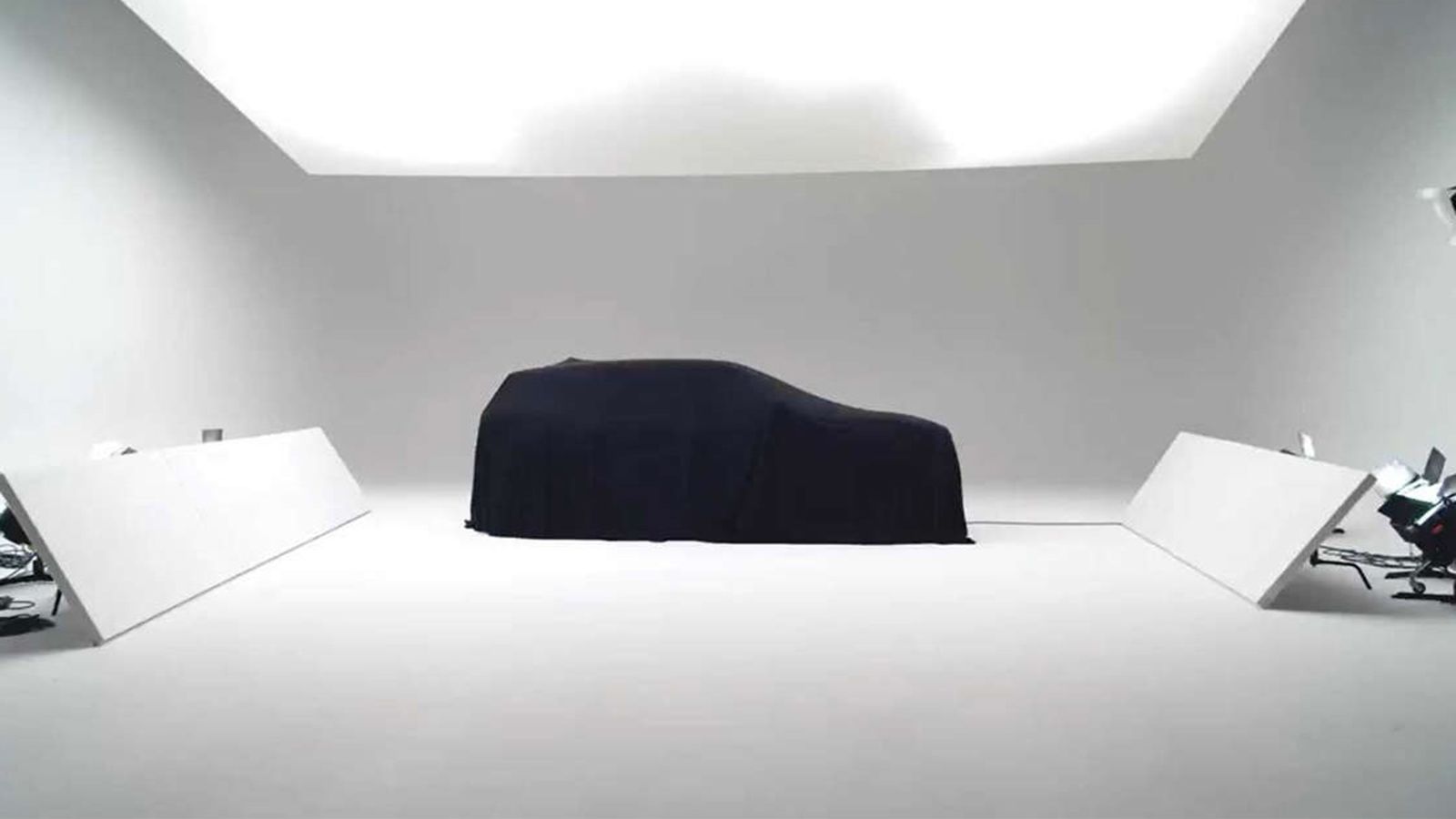 Εικόνα από το τελευταίο teaser της Ford για το ηλεκτρικό της crossover.
