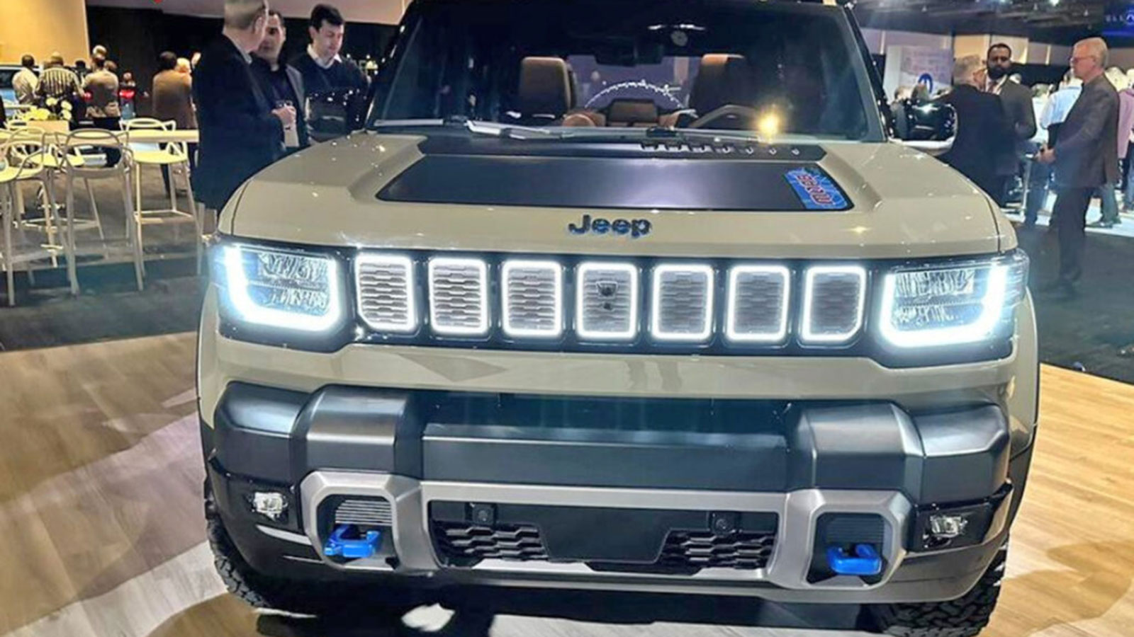 Πρωταγωνιστές σε εκδήλωση τα ηλεκτρικά Jeep Recon και Wagoneer